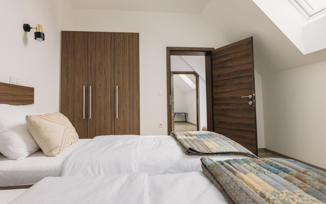 Hisa Na Ravnah Hotel Pisece Luaran gambar