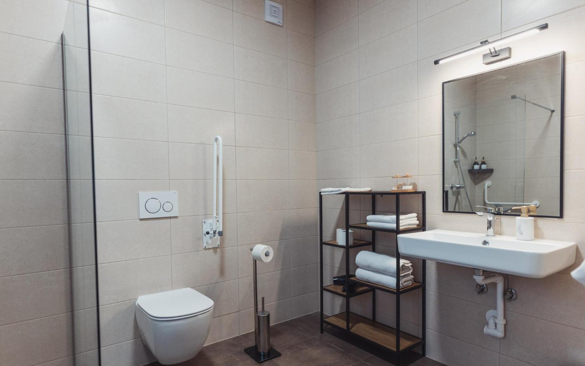 Hisa Na Ravnah Hotel Pisece Luaran gambar